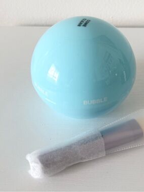 Bubble NEW detoxifying clay mask